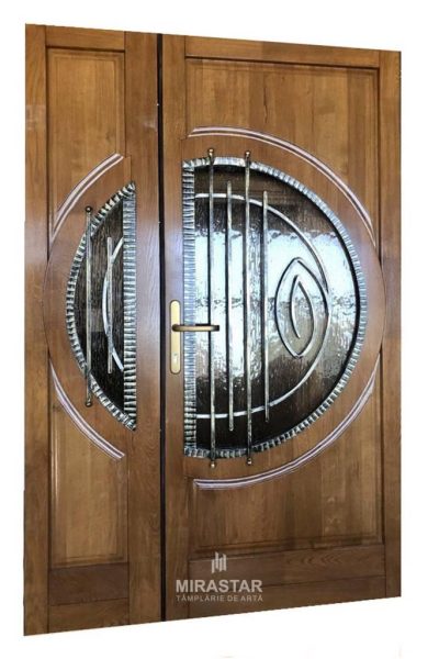 Usa de exterior lemn triplu stratificat, esenta de Stejar